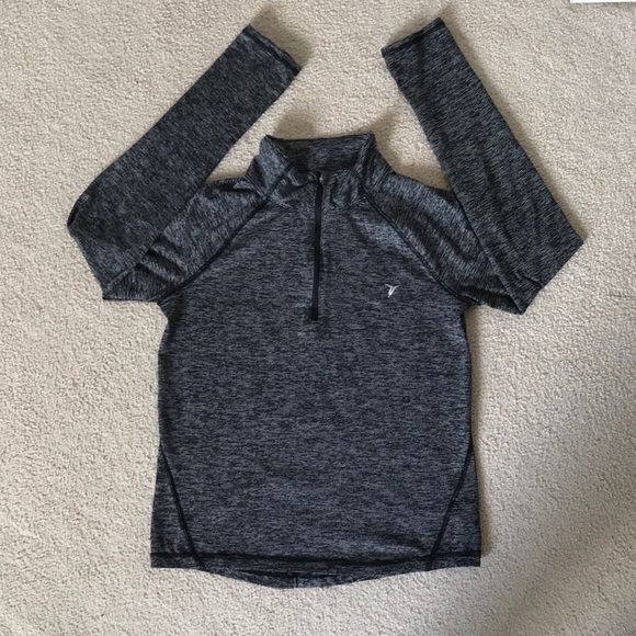 Old navy go-dry pullover - Picture 1 of 5